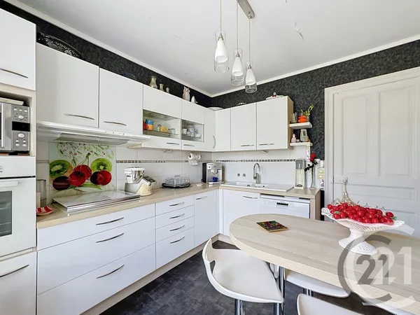 Maison 7 pièces 135 m²