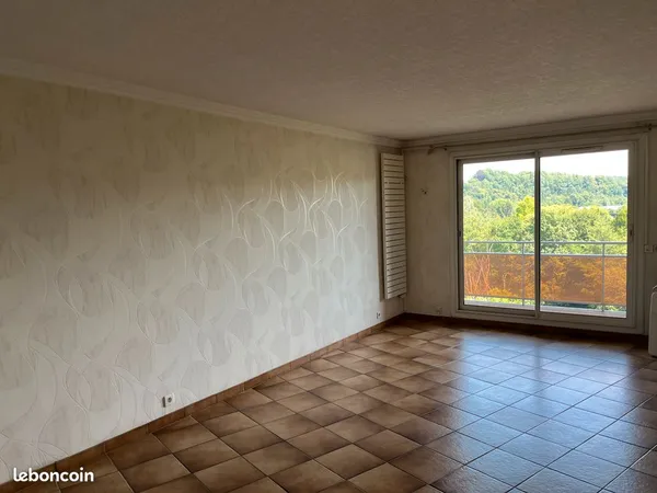 Appartement 80m² centre-ville Charleville-Mézières