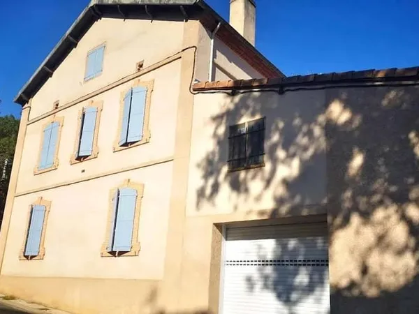 Maison 5 pièces 200 m²