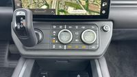 Land-Rover Defender 110 2.0 P300e PHEV X-Dynamic HSE — photo 26