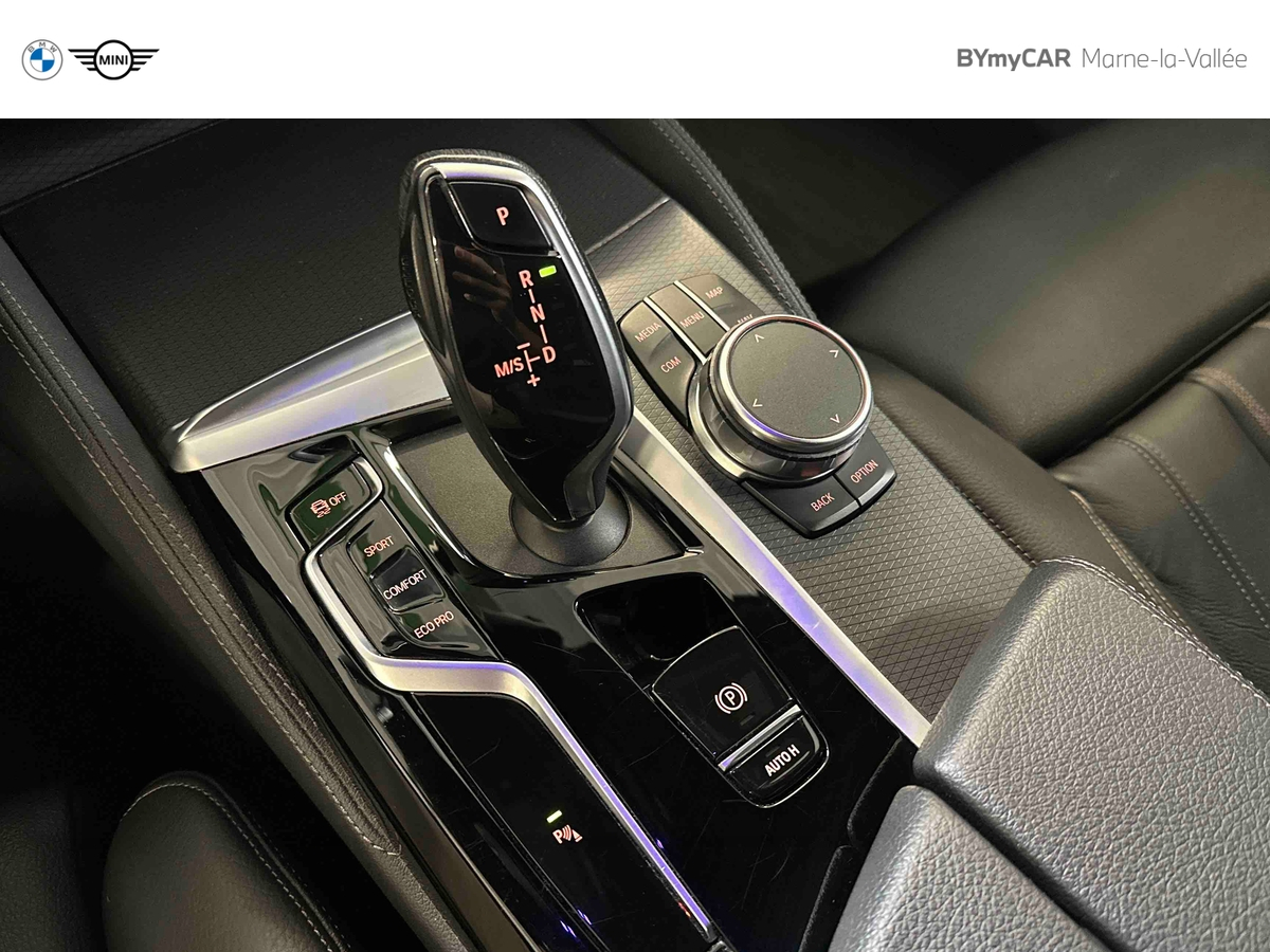 BMW Touring 520d TwinPower Turbo xDrive 190 ch BVA8 — photo 15