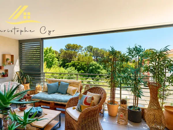 FRÉJUS PROCHE DES COMMODITÉS 2 PIÈCES 49 M²