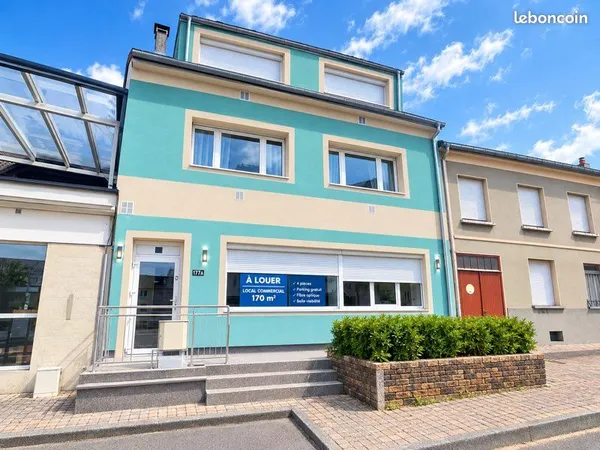 LOCAL COMMERCIAL 170 m² À LOUER - CENTRE DE CARLING