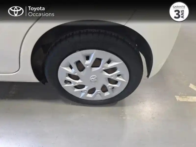 Toyota Aygo 1.0 vvt-i 72ch x-play x-shift 5p — photo 6