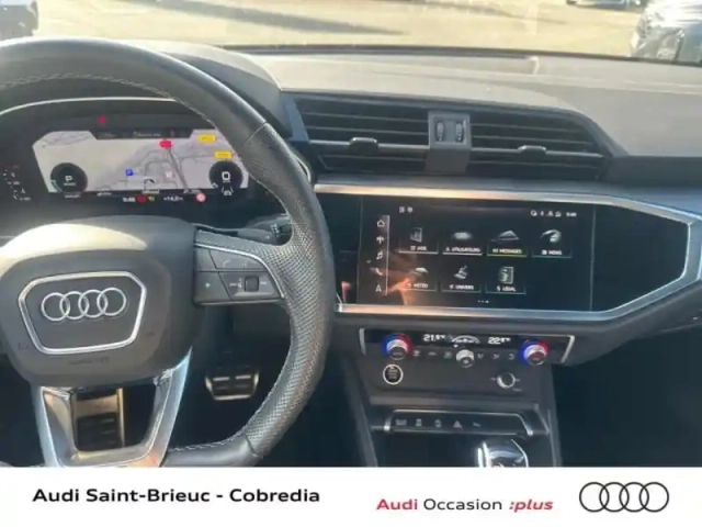 Audi Q3 35 tfsi 150ch s line s tronic 7 — photo 14