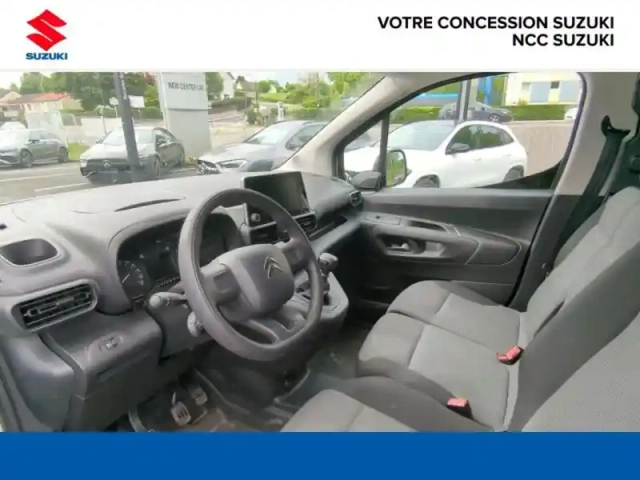 Citroën Berlingo m puretech 110ch s&amp;s live — photo 11