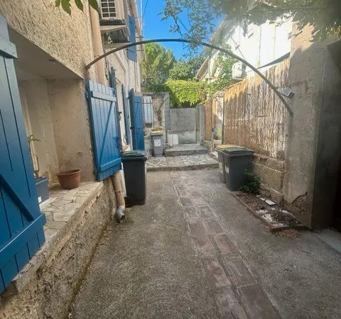 Particulier LOUE T2 - MAISON de VILLAGE - CLIM