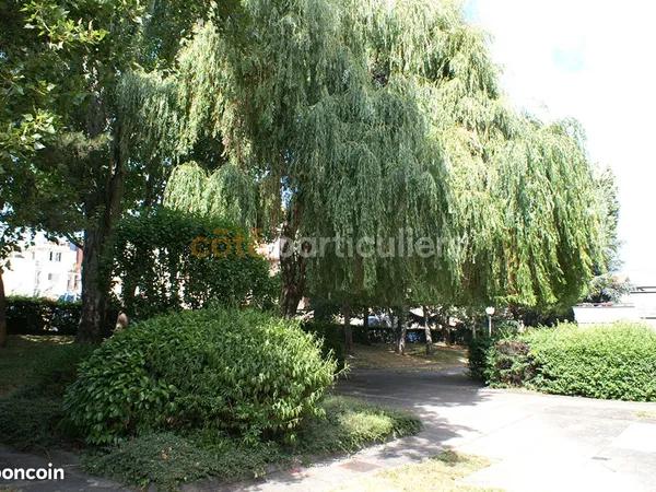 Studio 1 pièce 29 m²