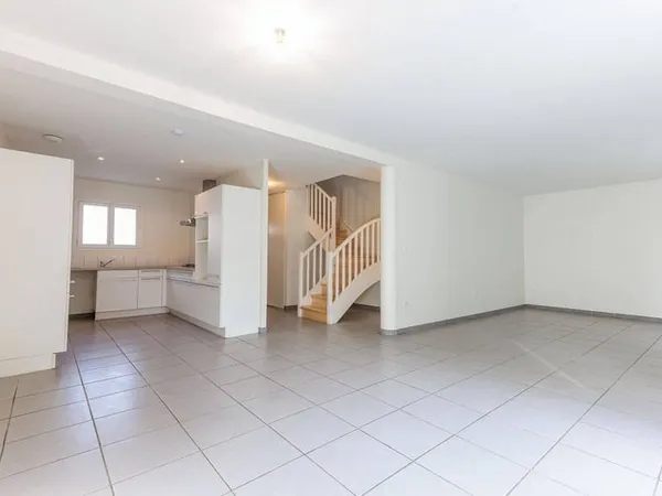 Maison 6 pièces 130 m²