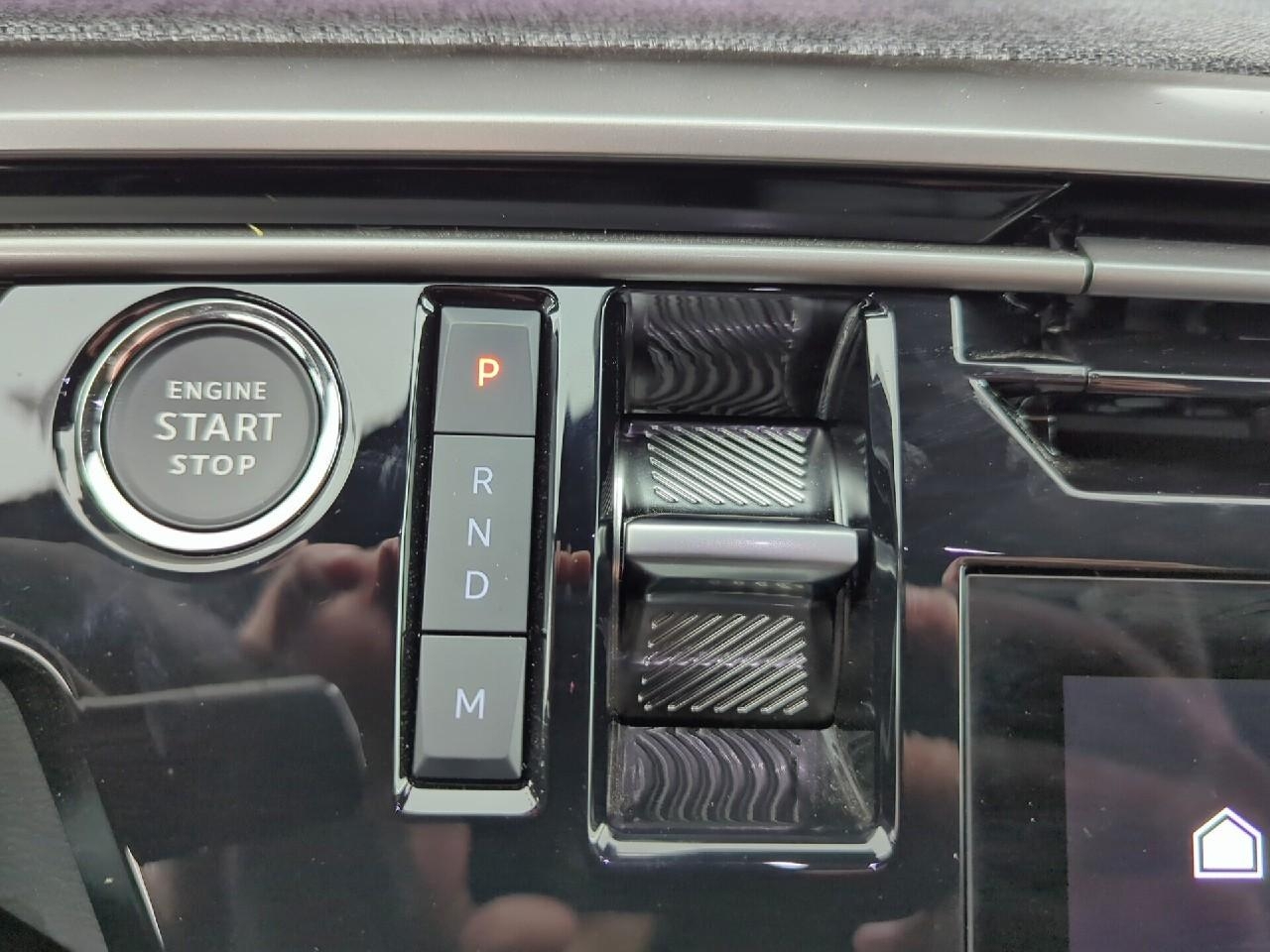 Peugeot 5008 hybrid 145 ch e-dcs6 allure — photo 30
