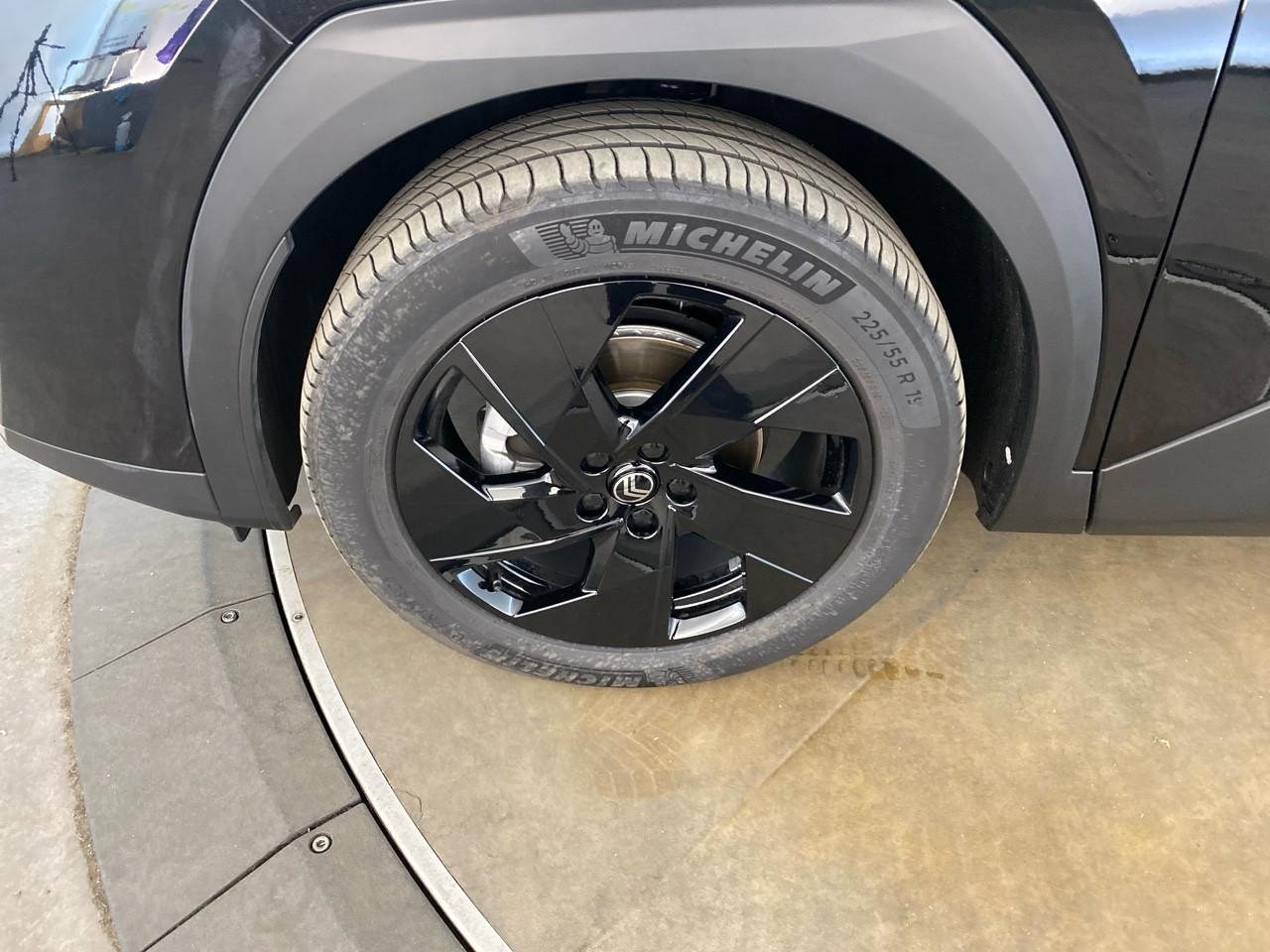 Citroën C5 Aircross hybride 145 ch e-dcs6 max — photo 11
