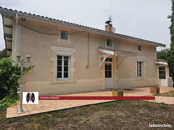 Maison 6 pièces 214 m²