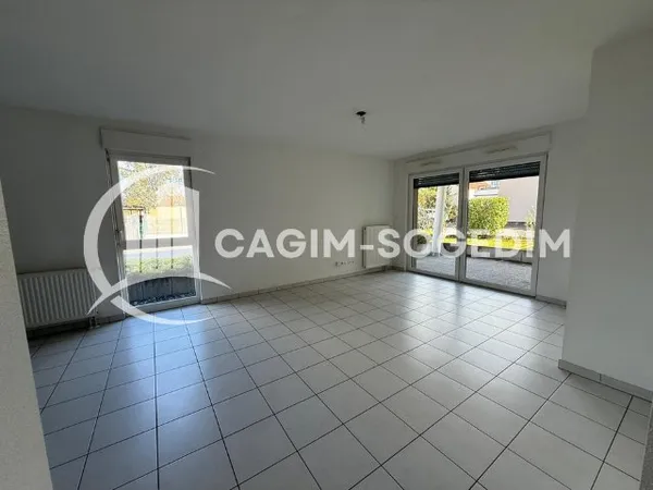 À vendre F2 avec terrasse et garage Hegenheim