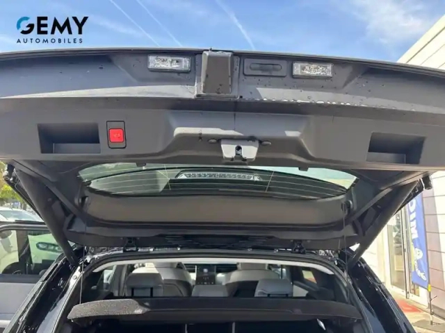 Citroën C5 Aircross hybride rechargeable 195 ch e-eat7 — photo 19