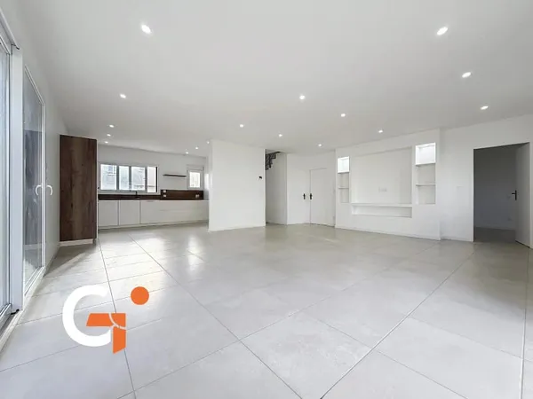 Maison 6 pièces 139 m²