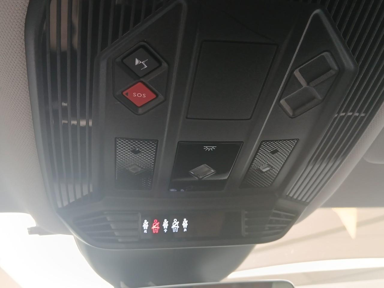 Ds Ds 4 bluehdi 130 eat8 performance line+ — photo 28
