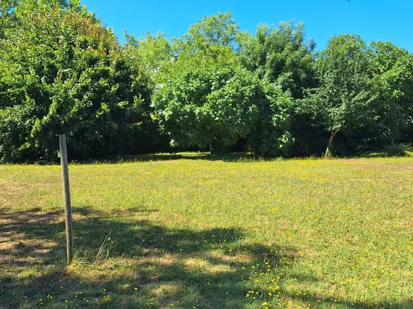 Terrain 741 m² LORMONT