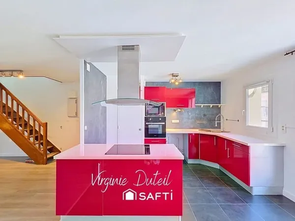 Duplex 109 m²  3 ch  Tram T9  Parking
