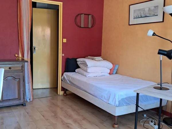 Loue appartement F1 meublé