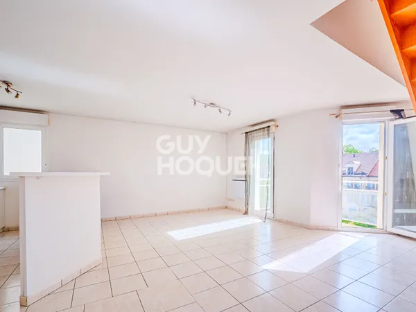 DUPLEX T3 - centre ville LAMORLAYE