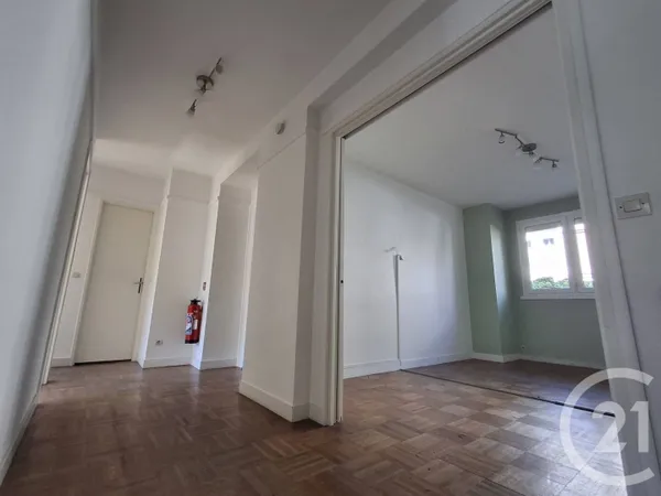Appartement 4 pièces 71 m²