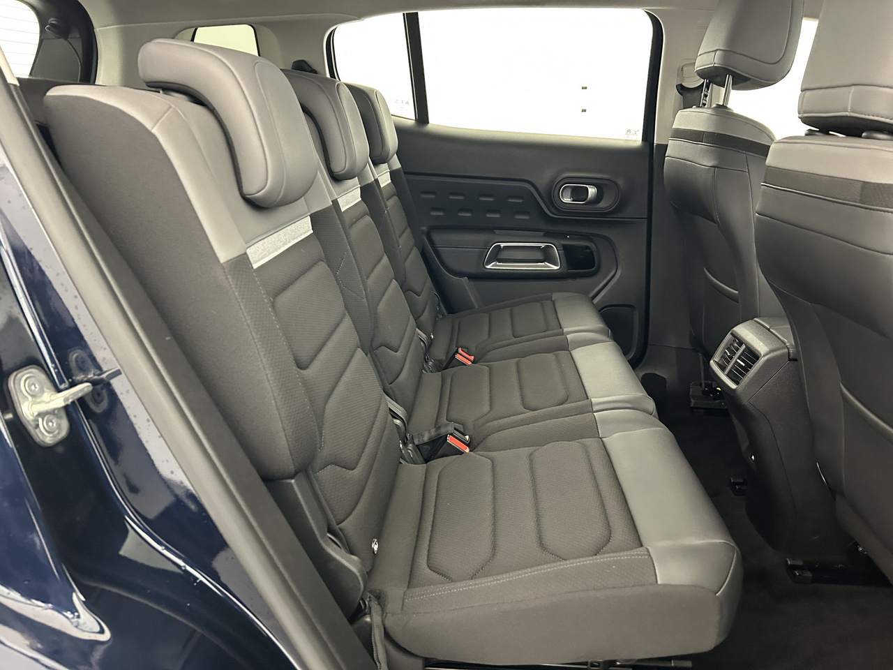 Citroën C5 Aircross — photo 25