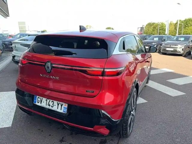 Renault Megane e-tech 220 ch autonomie confort ac7 — photo 5