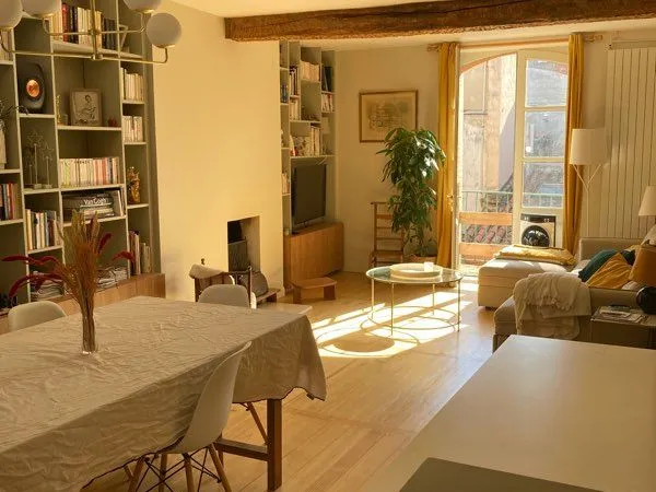 Toulouse carmes - t5 rénové au calme, 4 chambres, 3 sdb, terrasse, climatisé
