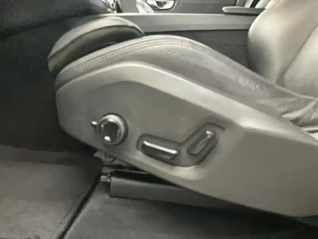 Volvo Xc60 t8 twin engine 303 + 87ch inscription luxe geartronic — photo 15