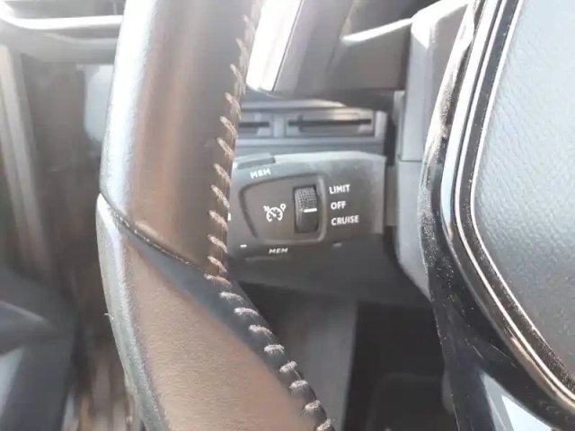 Peugeot 3008 bluehdi 130ch s&amp;s eat8 — photo 32