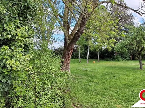 Terrain 1328 m²
