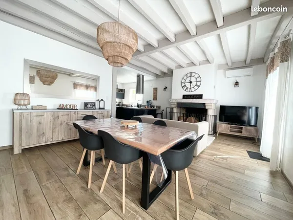Maison 8 pièces 191 m²