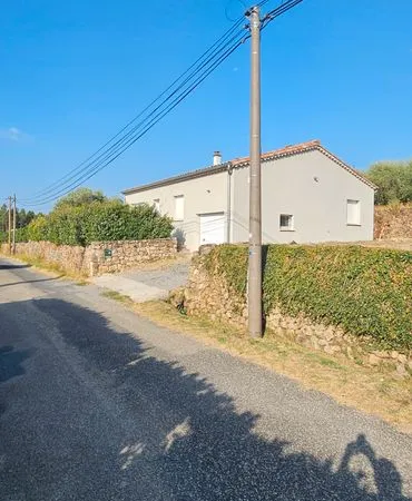 Villa bien située