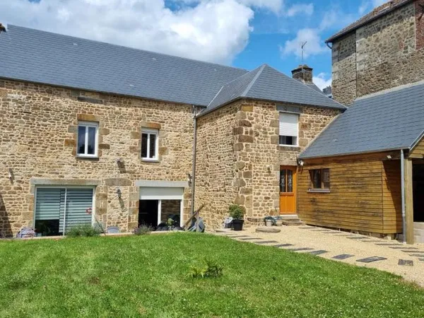 Maison 7 pièces 223 m²
