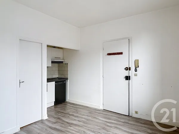 Appartement 1 pièce 17 m²