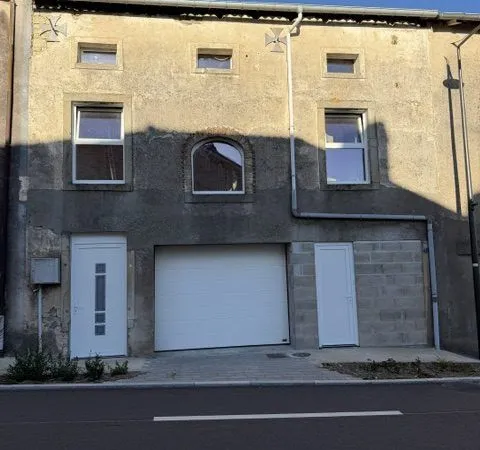 Maison 3 pièces 250 m²
