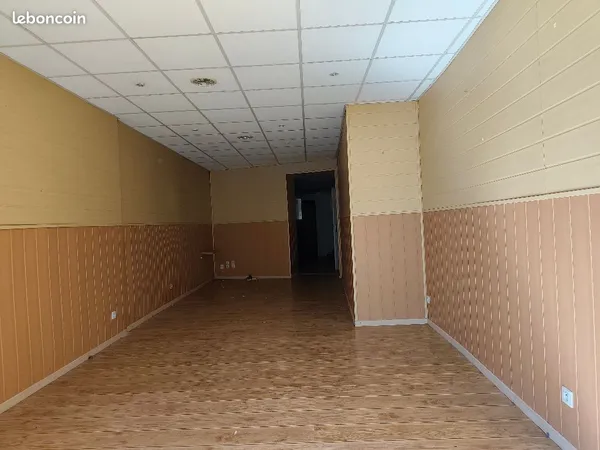Local commercial 54 m²