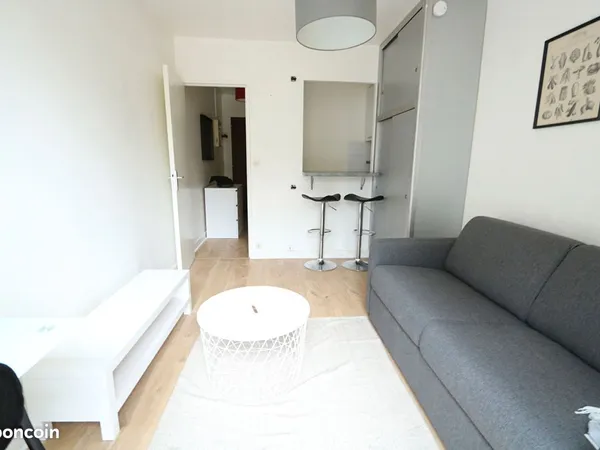 Studio 1 pièce 19 m²