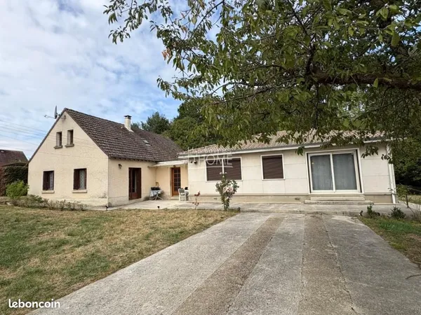 Maison 9 pièces 217 m²