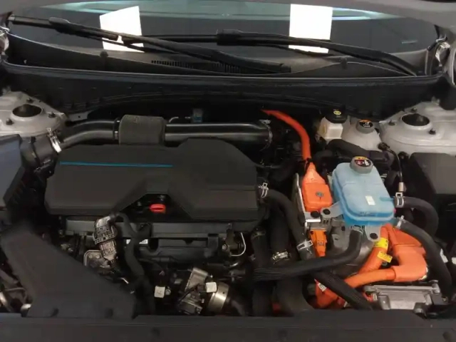 Hyundai Tucson 1.6 t-gdi 265 htrac plug-in bva6 — photo 31