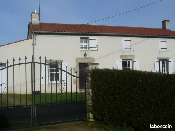 Loue maison Montréverd