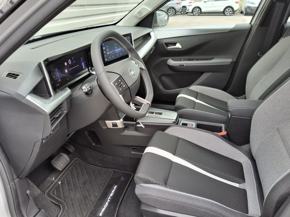 Opel FRONTERA — photo 11