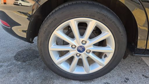 Ford B-max 1.0 EcoBoost 125 - Titanium – 2017 – 50597 km – Essence – Boîte Manuelle — photo 35
