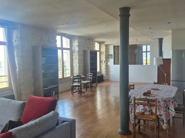 A VENDRE - VITRY - LOFT - EXTERIEUR -