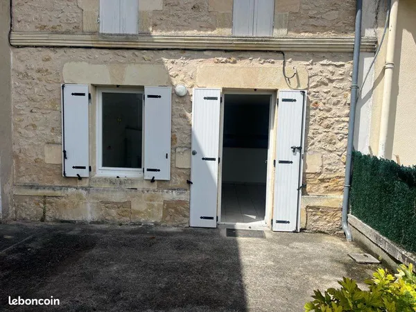 Loue petite maison