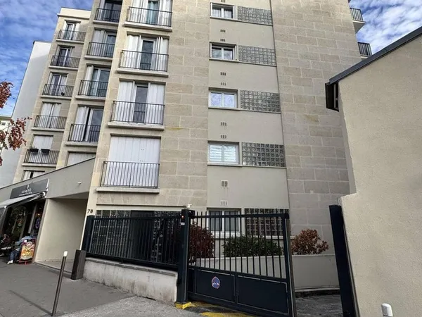 Stationnement Location Vincennes 165€