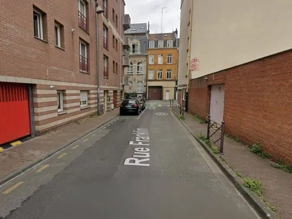 Stationnement Location Lille   80€