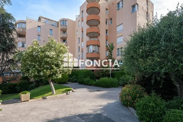 Appartement 4 pièces 76 m²
