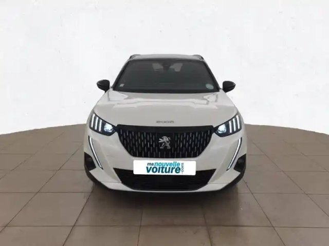 Peugeot 2008 puretech 130 s&amp;s eat8 — photo 2