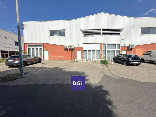 Bureau 100 m²